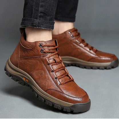 🔥Dnes zľava 50 % – nenechajte si to ujsť! ⏰Ergonomicky navrhnutá ortopedická obuv – ručne šitá koža, konštrukcia na podporu klenby 👞 ľahko zmierňuje bolesť chodidiel.