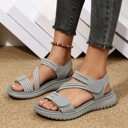 Každá žena by mala mať tieto pohodlné topánky. Posledný deň so zľavou 50 % – nenechajte si to ujsť! Pohodlné sandále s oporou klenby – ergonomický dizajn.