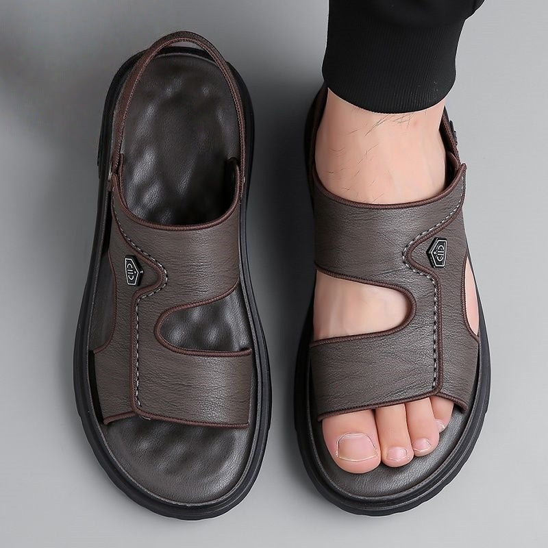 Protisklzové, priedušné sandále – s oporou klenby, ktoré zmierňujú bolesť; mäkké a tlmiace nárazy.