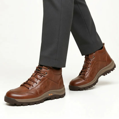 🔥Dnes zľava 50 % – nenechajte si to ujsť! ⏰Ergonomicky navrhnutá ortopedická obuv – ručne šitá koža, konštrukcia na podporu klenby 👞 ľahko zmierňuje bolesť chodidiel.